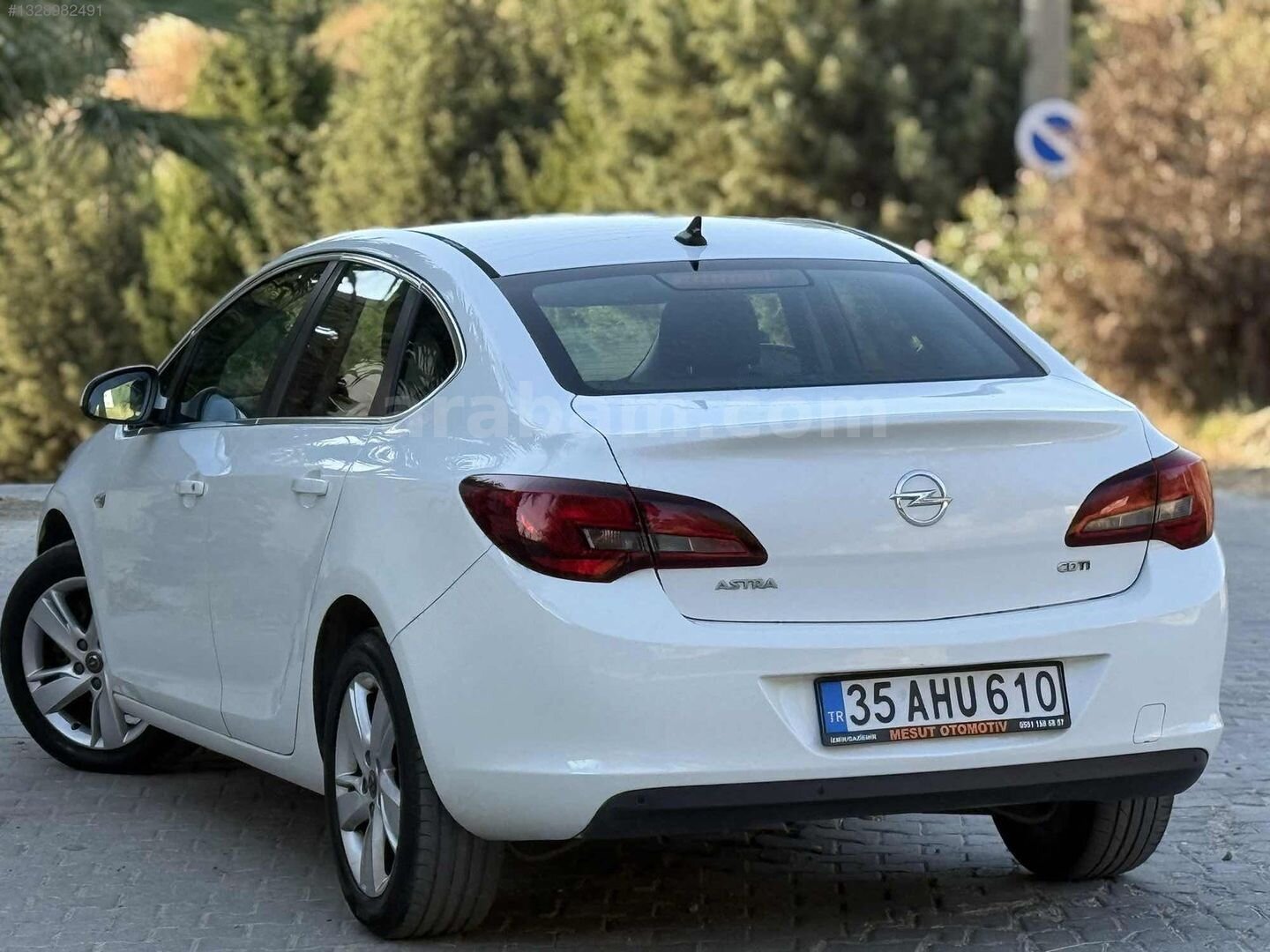 MESUT OTOMOTİVDEN 2015 OPEL ASTRA 1.6 CDTI SPORT 122.000 KM 6