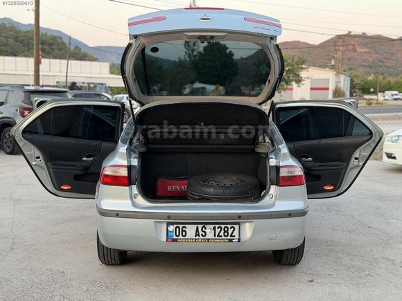 HATASIZ EMSALSİZ 2005 RENAULT LAGUNA 184 BİN KM'de BAKIMLI