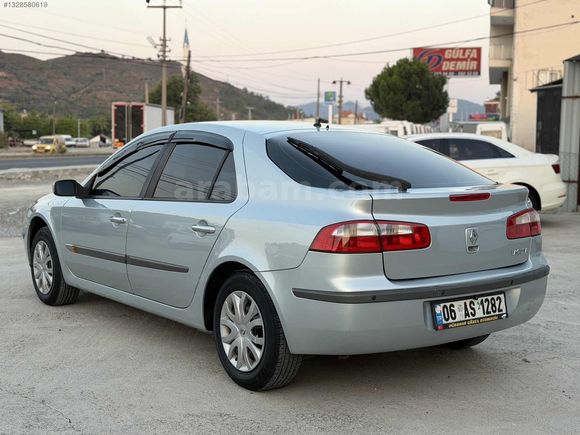 HATASIZ EMSALSİZ 2005 RENAULT LAGUNA 184 BİN KM'de BAKIMLI