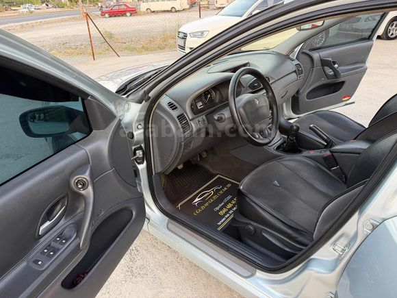 HATASIZ EMSALSİZ 2005 RENAULT LAGUNA 184 BİN KM'de BAKIMLI