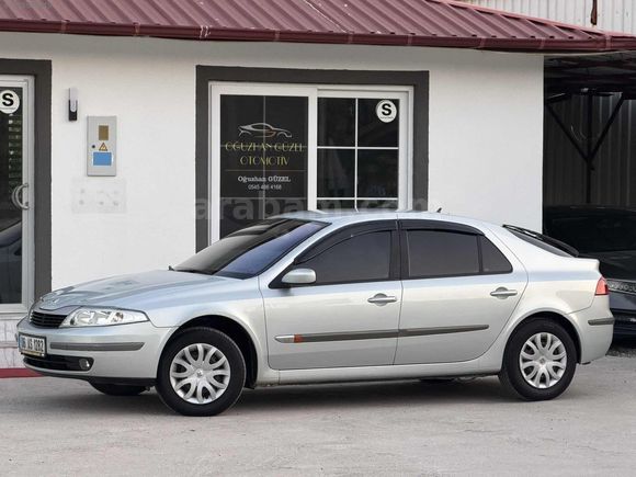 HATASIZ EMSALSİZ 2005 RENAULT LAGUNA 184 BİN KM'de BAKIMLI