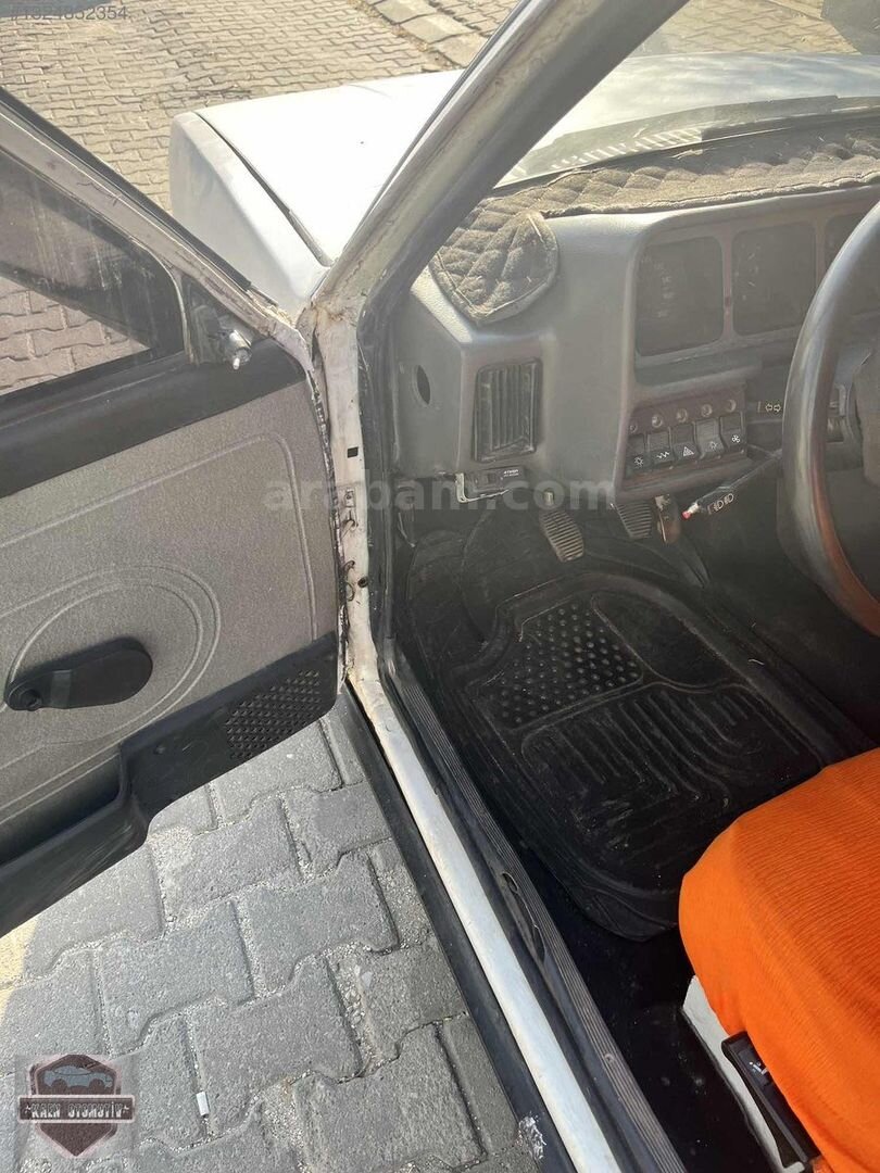 Galeriden Tofaş Şahin 1.6 1989 Model Manisa 300.000 km Beyaz 2
