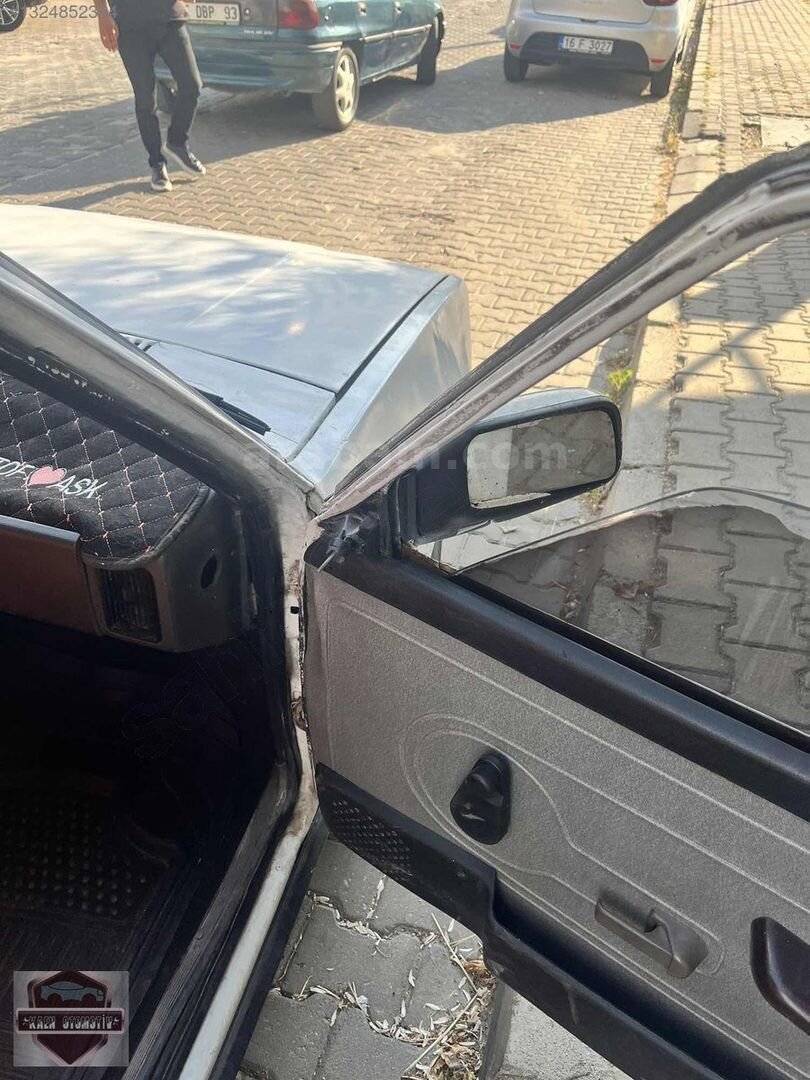 Galeriden Tofaş Şahin 1.6 1989 Model Manisa 300.000 km Beyaz 5