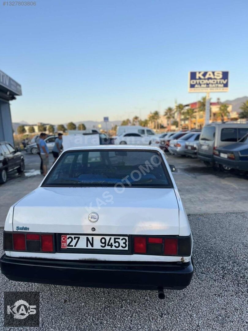 Galeriden Tofaş Şahin 1.6 1994 Model Osmaniye 240.000 km Beyaz 5