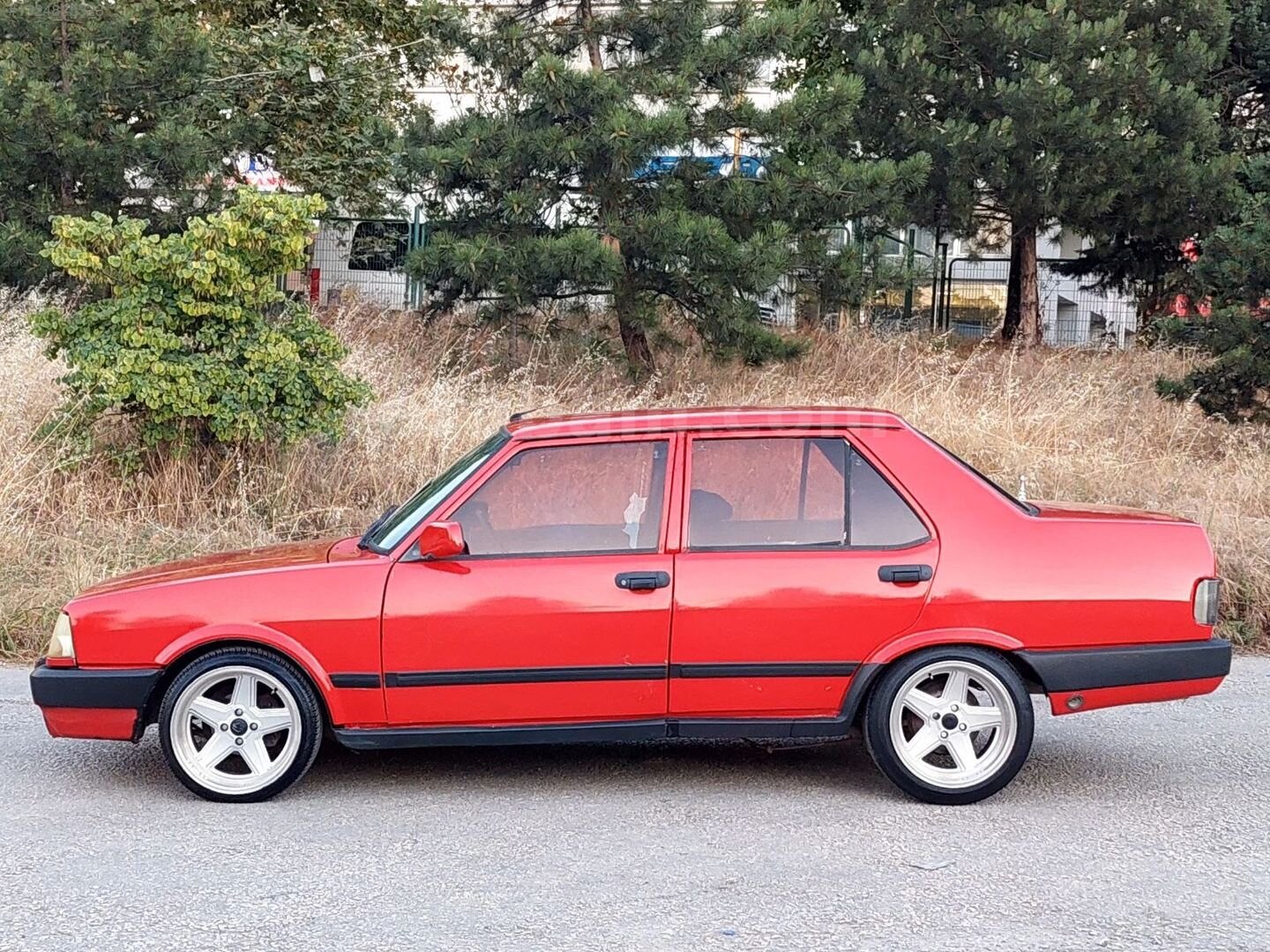 Galeriden Tofaş Şahin 1.6 1990 Model Bursa 200.000 km Kırmızı 5