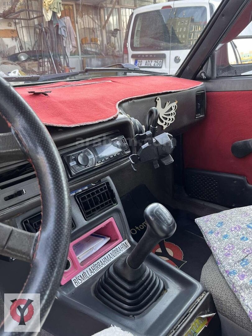 Galeriden Tofaş Şahin 1.6 1989 Model Denizli 248.000 km Bordo 5