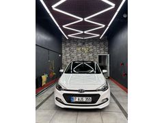 Sahibinden Hyundai i20 1.2 MPI Elite 2016 Model  172.000 km Beyaz