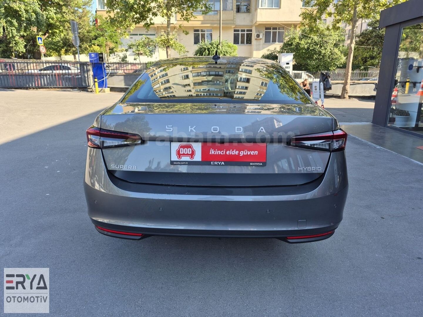 Galeriden Skoda SuperB 1.5 TSI Hybrid Premium 2025 Model İstanbul 6.700 km Gri 6