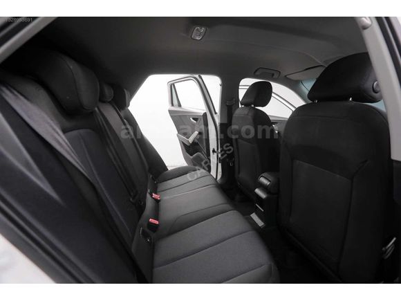 CARVES'DEN 2017 AUDI Q2 1.6 TDİ DESİGN S-TRONİC