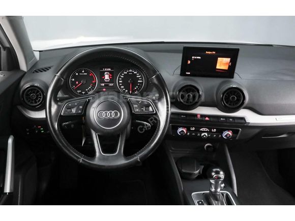 CARVES'DEN 2017 AUDI Q2 1.6 TDİ DESİGN S-TRONİC