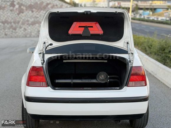 FARK GARAGE/2002 VW BORA 1.6 TRENDLINE LPG MANUEL VİTES