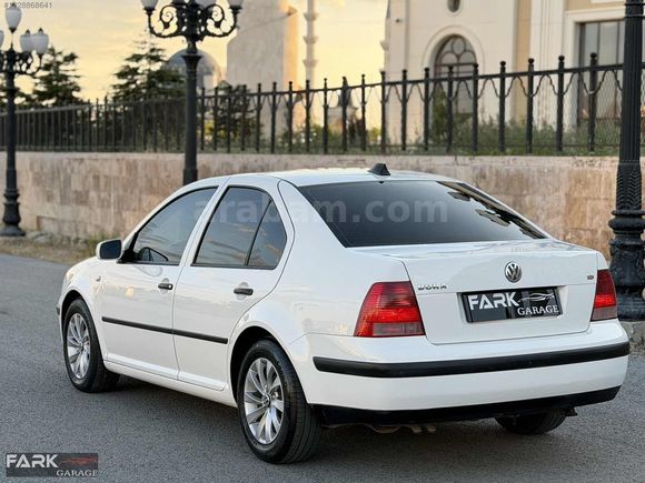 FARK GARAGE/2002 VW BORA 1.6 TRENDLINE LPG MANUEL VİTES