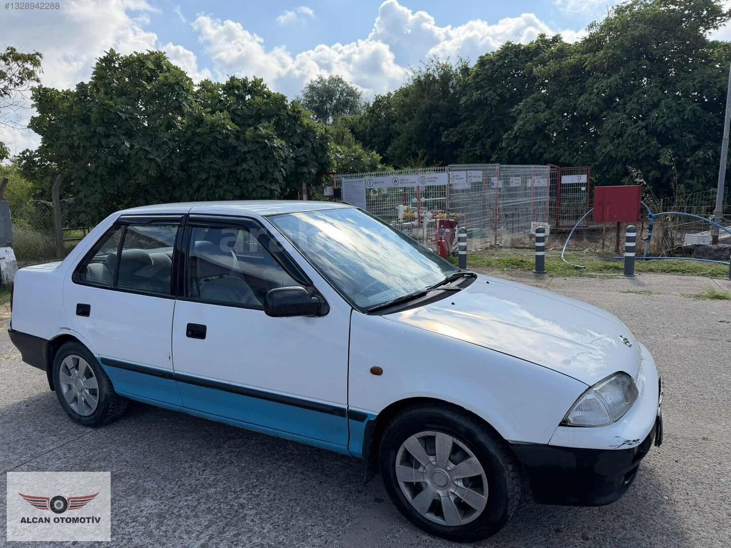 Galeriden Suzuki Swift 1.6 Sport 1990 Model Sakarya 37.179 km Beyaz 6