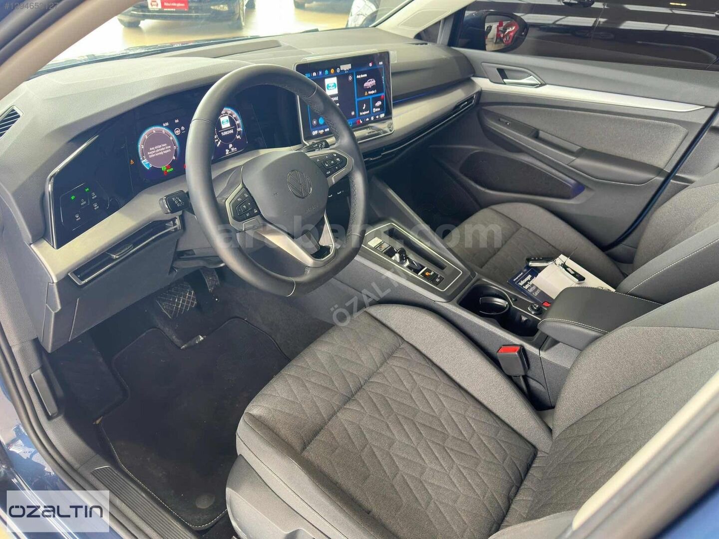 Galeriden Volkswagen Golf 1.5 eTSI Life 2024 Model Kayseri 14.420 km Mavi 7