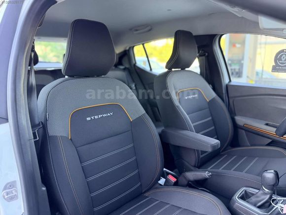 ADANZY AUTO'dan 2021M DACİA BOYASIZ 37 BİN KM