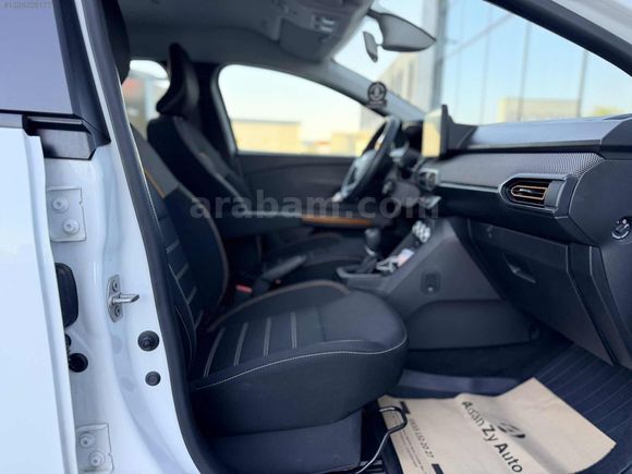 ADANZY AUTO'dan 2021M DACİA BOYASIZ 37 BİN KM