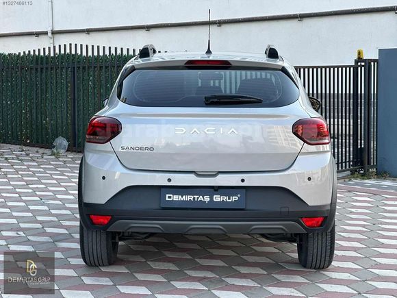 2024 ÇIKIŞLI 1.0 TCE DACİA STEPWAY 48.000 KM'DE OTOMATİK