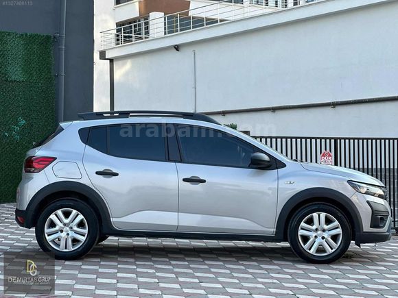 2024 ÇIKIŞLI 1.0 TCE DACİA STEPWAY 48.000 KM'DE OTOMATİK