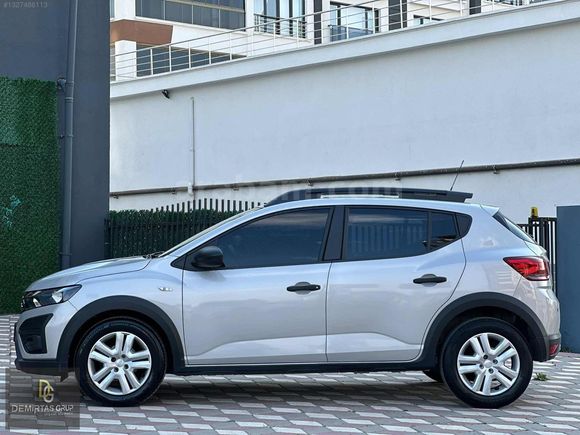 2024 ÇIKIŞLI 1.0 TCE DACİA STEPWAY 48.000 KM'DE OTOMATİK