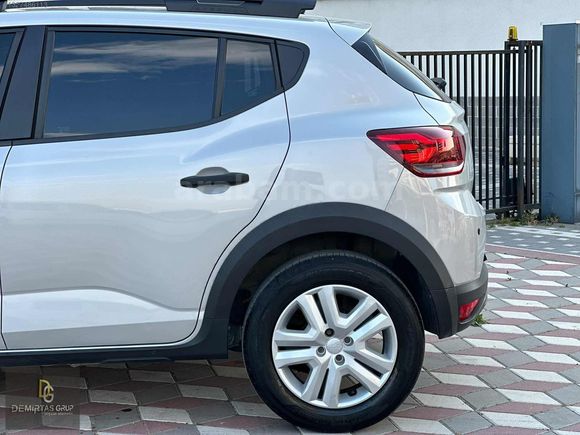 2024 ÇIKIŞLI 1.0 TCE DACİA STEPWAY 48.000 KM'DE OTOMATİK