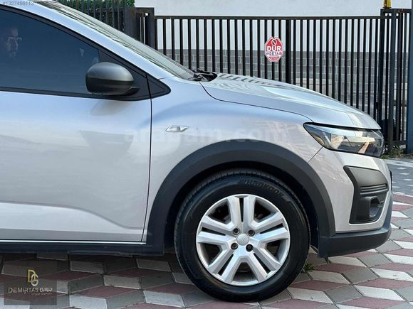 2024 ÇIKIŞLI 1.0 TCE DACİA STEPWAY 48.000 KM'DE OTOMATİK