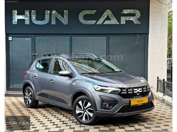 HUN CAR-2025 SANDERO STEPWAY EXPRESSİON GSR2 34.750KM BOYASIZ