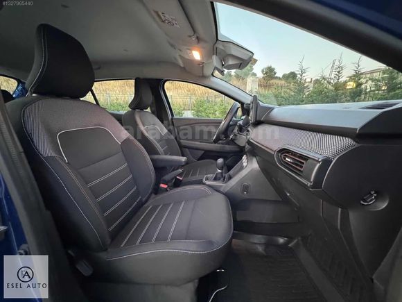 2025 DACİA SANDERO STEPWAY 1.0 TCE EXPRESSİON BOYASIZ 22.000 KM