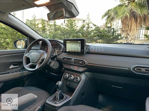 2025 DACİA SANDERO STEPWAY 1.0 TCE EXPRESSİON BOYASIZ 22.000 KM