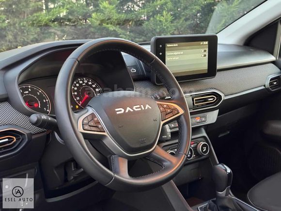 2025 DACİA SANDERO STEPWAY 1.0 TCE EXPRESSİON BOYASIZ 22.000 KM