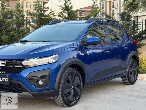 2025 DACİA SANDERO STEPWAY 1.0 TCE EXPRESSİON BOYASIZ 22.000 KM