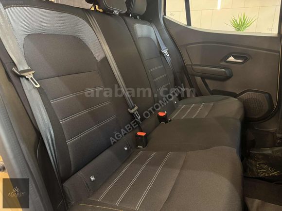 AĞABEY'DEN 2024 DACİA SANDERO STEPWAY 1.0 TCE EXPRESSİON HATASIZ