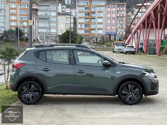 YİĞİT OTOMOTİVDEN NOKTA HATASIZ ÖZEL RENK SIFIR GİBİ