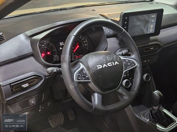 ASF Renault'tan 2024 Stepway Oto. Sunroof Expression Orj-Takas