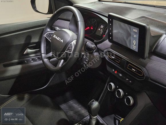 ASF Renault'tan 2024 Stepway Oto. Sunroof Expression Orj-Takas