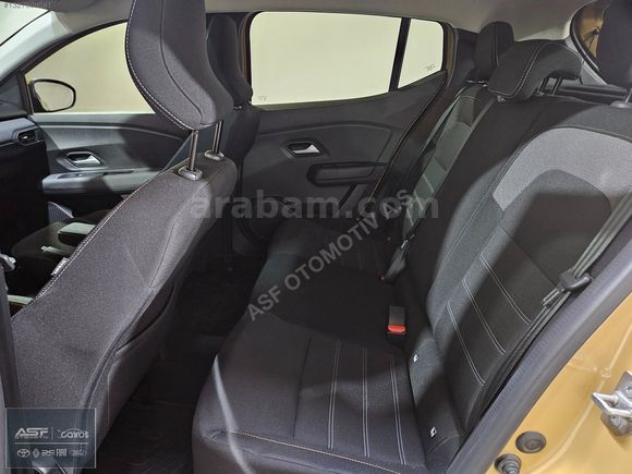 ASF Renault'tan 2024 Stepway Oto. Sunroof Expression Orj-Takas