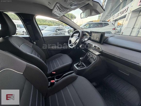 ERKUT AUTO DAN SANDERO STEWAY 1.0 TCE OTOMATİK EXPRESİON HATASIZ
