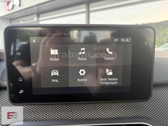 ERKUT AUTO DAN SANDERO STEWAY 1.0 TCE OTOMATİK EXPRESİON HATASIZ
