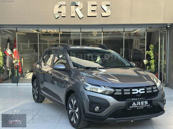 ares'den 2025 DACİA SSTEPWAY 1.0TCE EXPRESSİON SUNROOFLU BOYASIZ