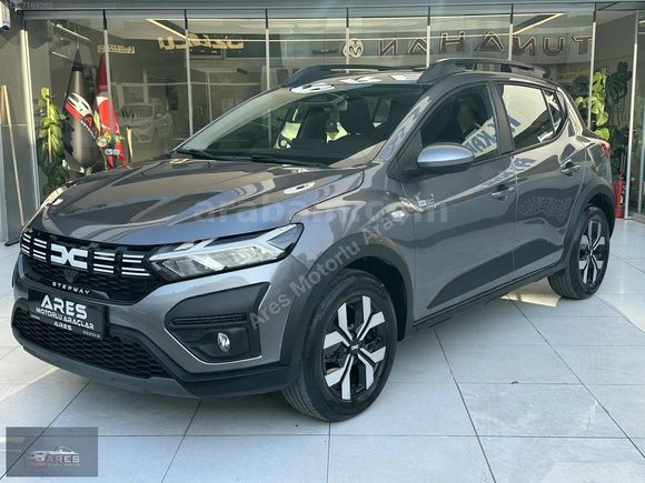 ares'den 2025 DACİA SSTEPWAY 1.0TCE EXPRESSİON SUNROOFLU BOYASIZ