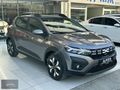 ares'den 2025 DACİA SSTEPWAY 1.0TCE EXPRESSİON SUNROOFLU BOYASIZ
