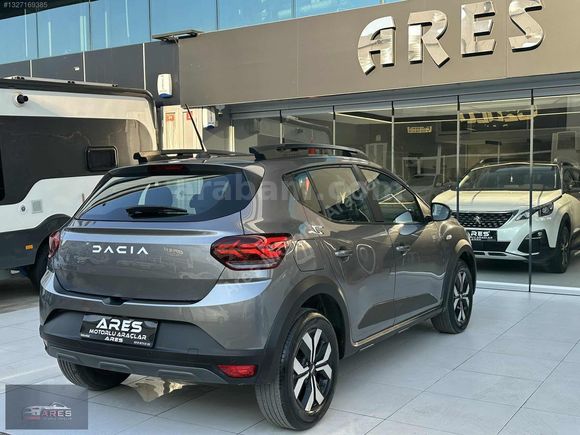 ares'den 2025 DACİA SSTEPWAY 1.0TCE EXPRESSİON SUNROOFLU BOYASIZ