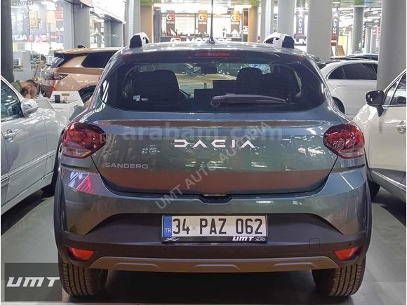 2025 SANDERO STEPWAY 1.0 TCE EXPRESSİON CVT 90BG 6001 KM