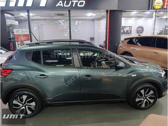 2025 SANDERO STEPWAY 1.0 TCE EXPRESSİON CVT 90BG 6001 KM