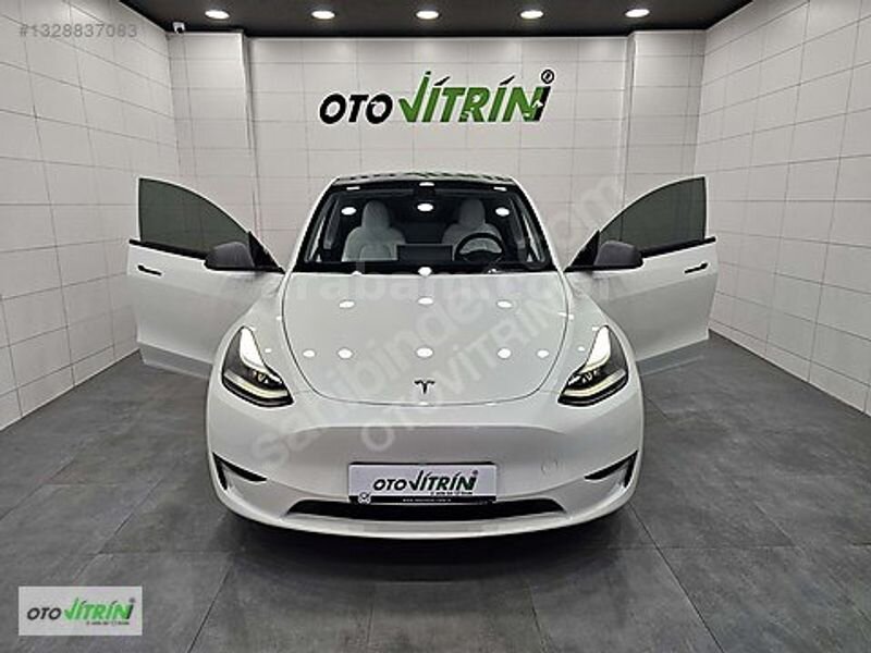 Galeriden Tesla Model Y Performance (Legacy) 2023 Model İstanbul 79.600 km Beyaz