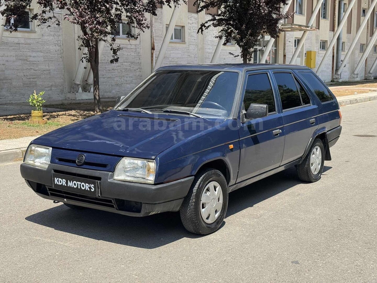 Galeriden Skoda Forman LX 1993 Model Samsun 177.000 km Mavi 3