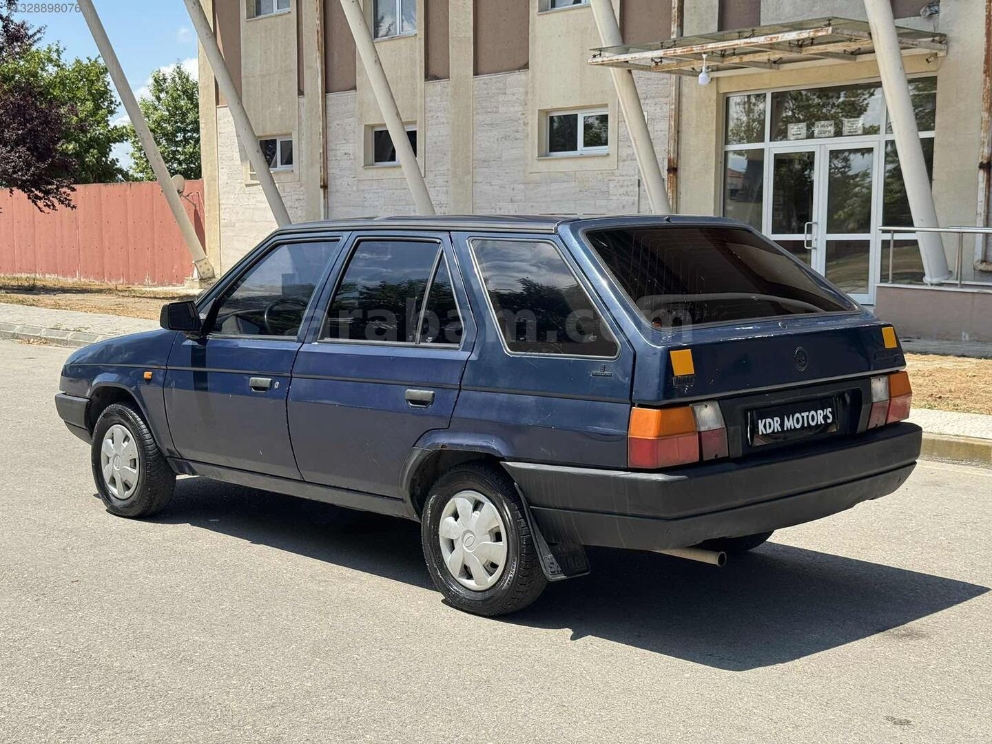 Galeriden Skoda Forman LX 1993 Model Samsun 177.000 km Mavi 5