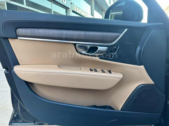 2023 volvo T8 s90