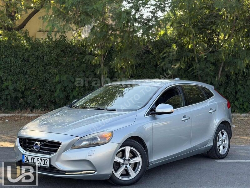 Galeriden Volvo V40 1.6 D Advance 2013 Model İzmir 214.000 km Gri