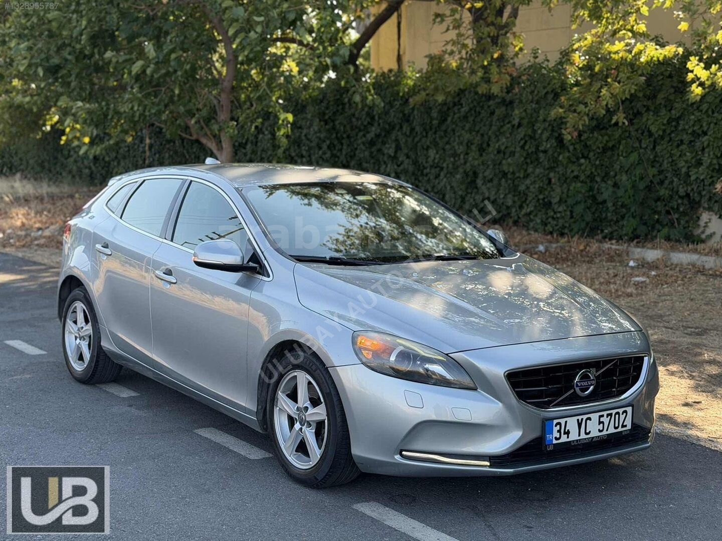 Galeriden Volvo V40 1.6 D Advance 2013 Model İzmir 214.000 km Gri 3