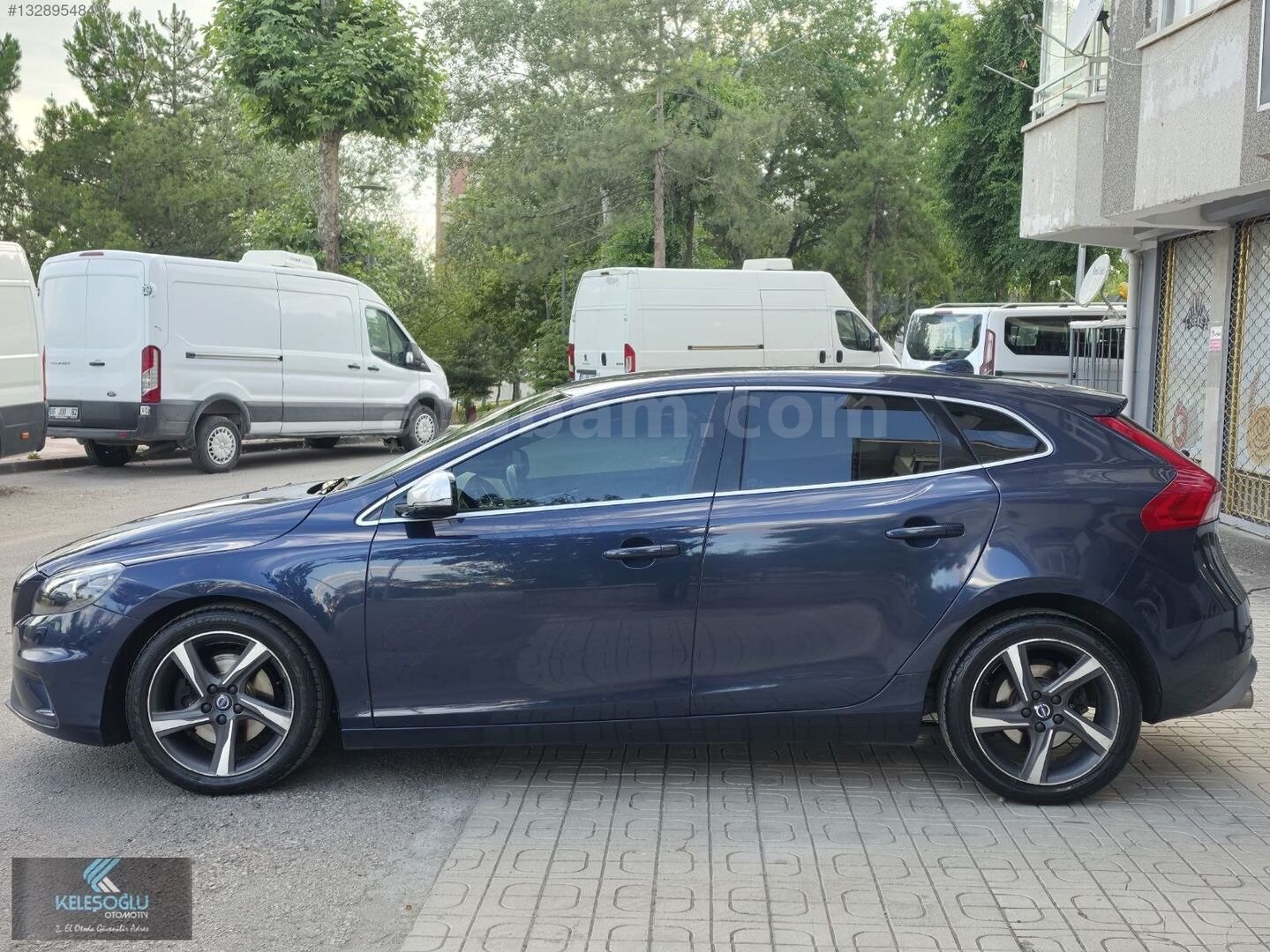 Galeriden Volvo V40 1.6 D R-Design 2015 Model Ankara 233.000 km Lacivert 3